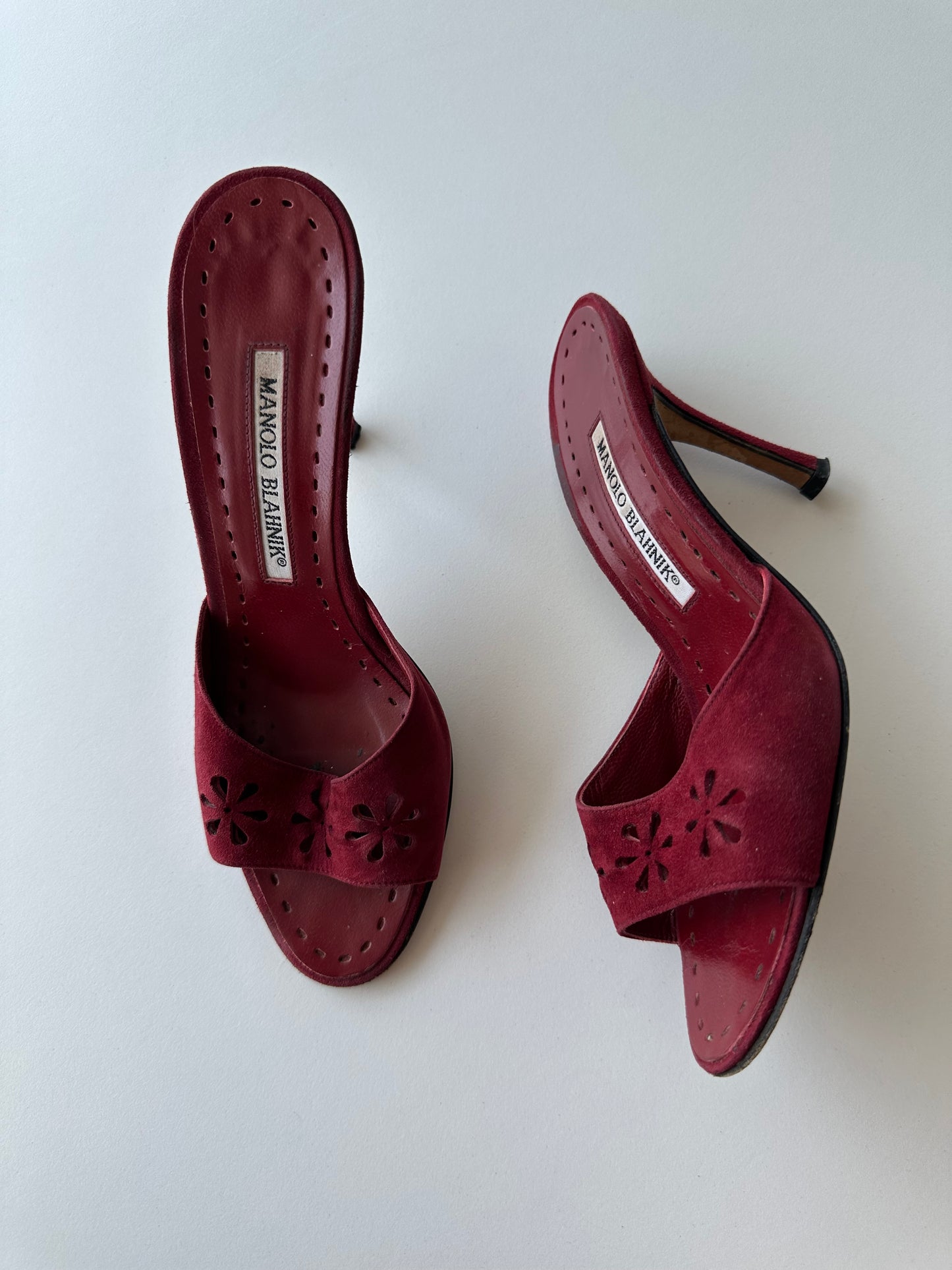 Manolo Blahnik Floral Lasercut Mule (36)