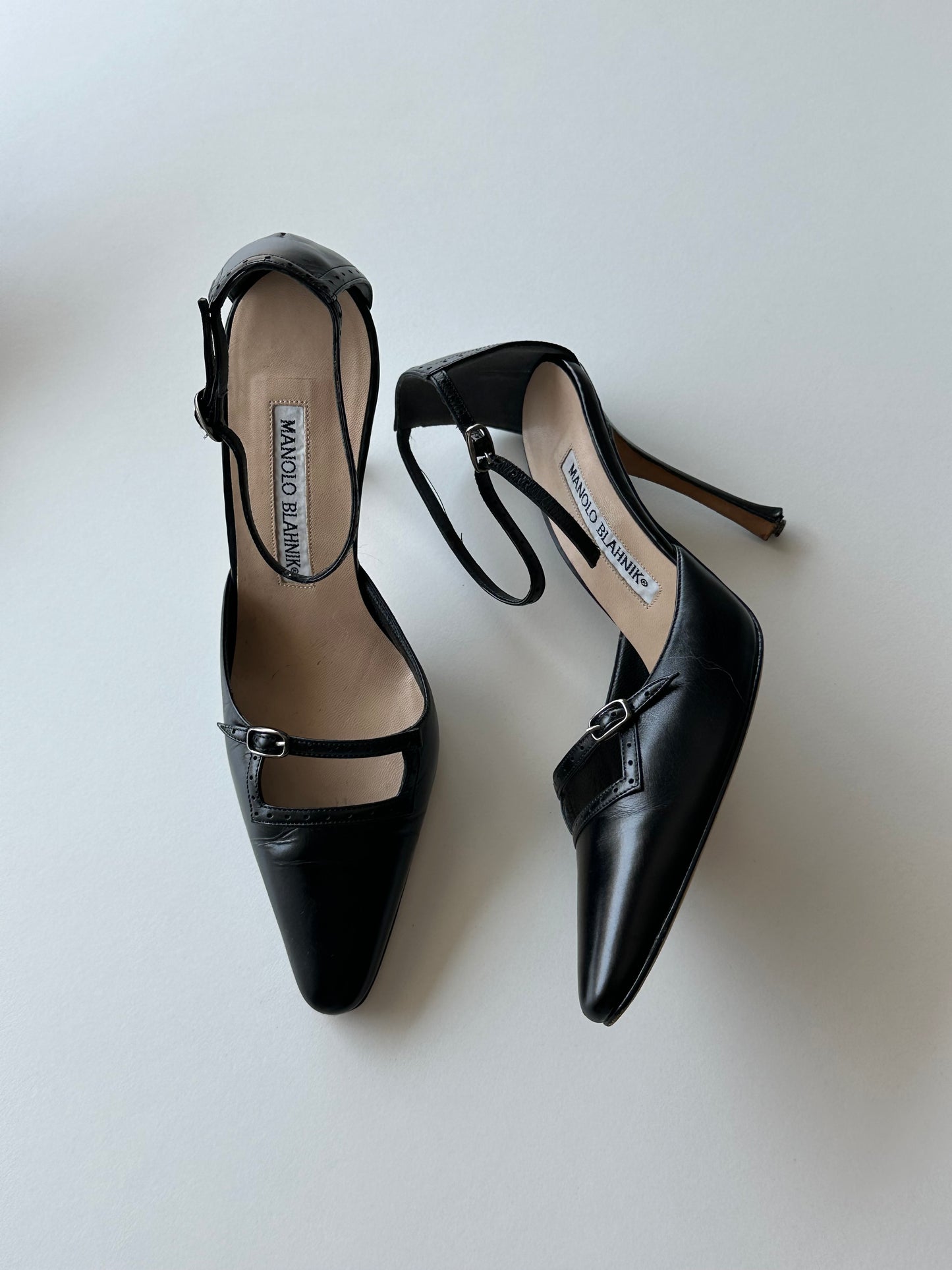 Manolo Blahnik Mary Jane (34.5)