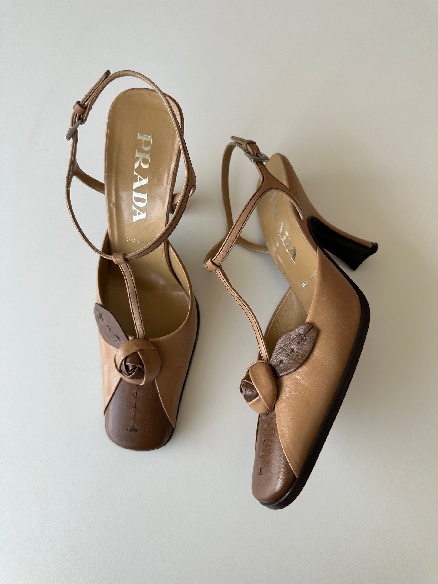 Prada Rosebud Heel (36.5)
