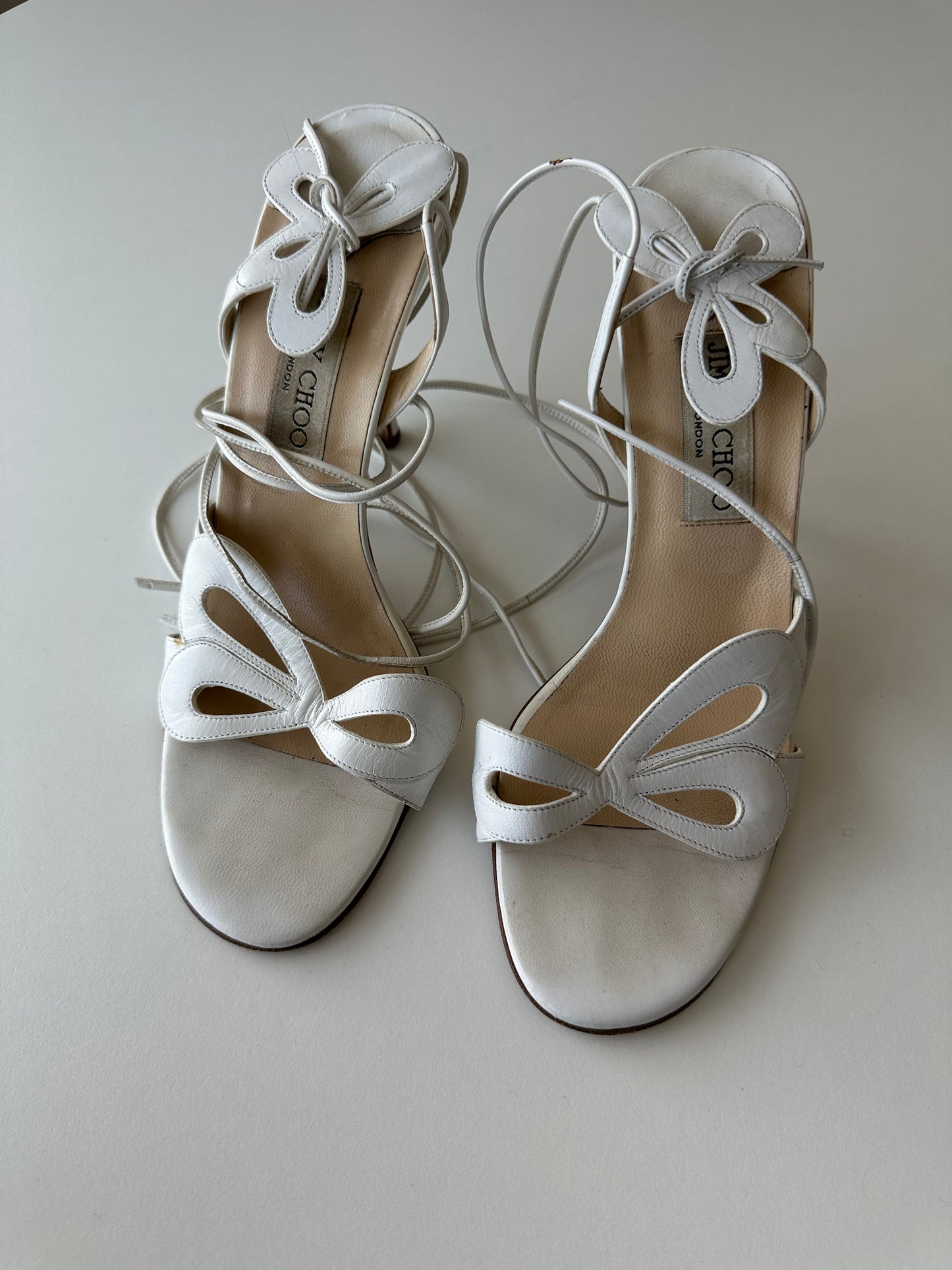 Jimmy Choo Butterfly Wrap Heel (39)