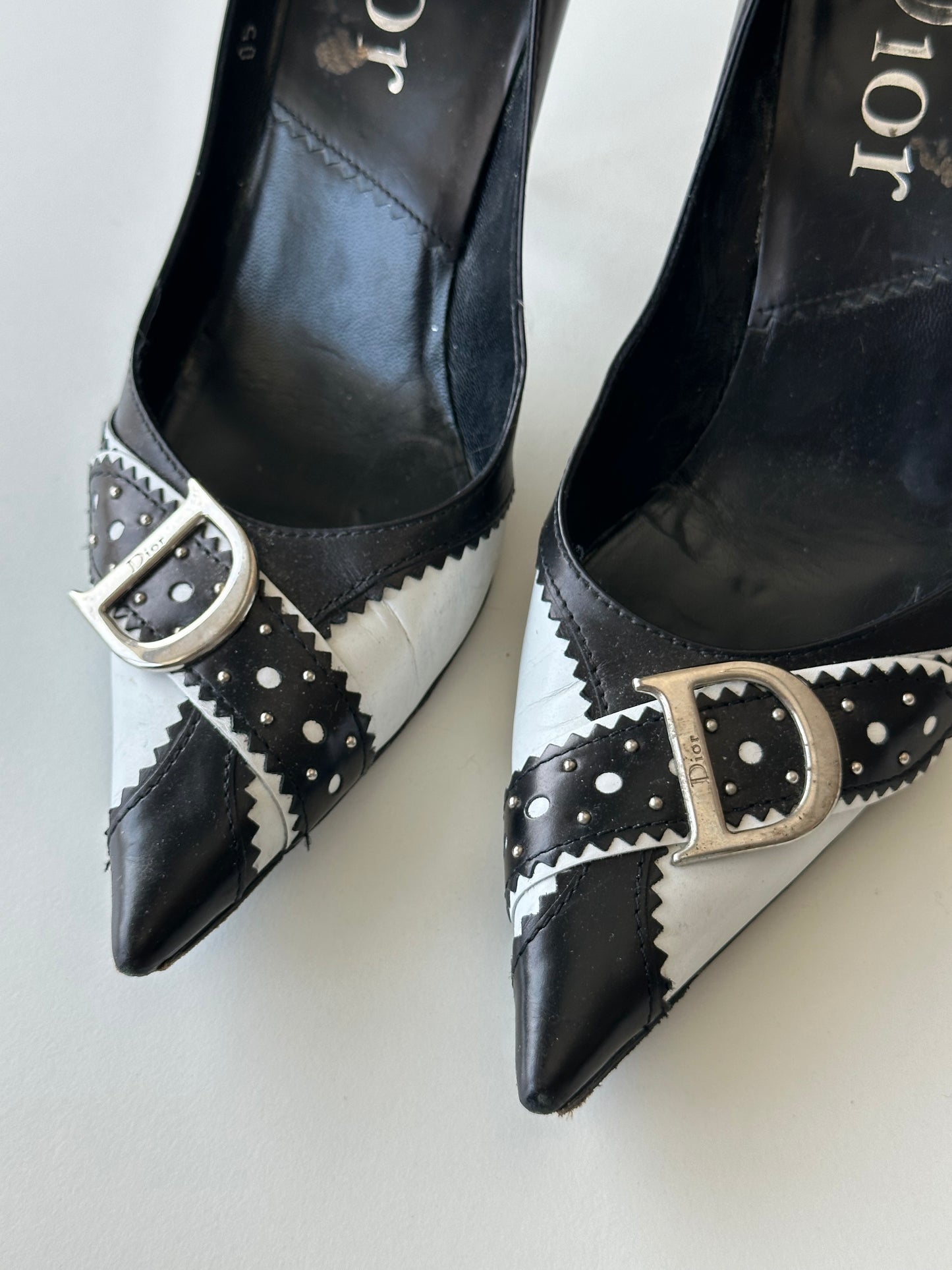 Dior ‘D’ Buckle Heel (37)