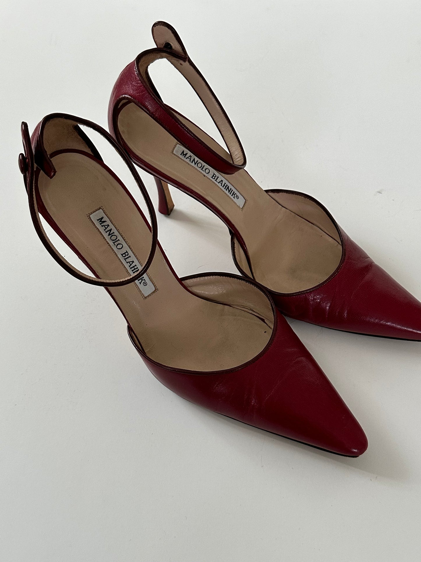 Manolo Blahnik Mary Jane Heel (38.5)
