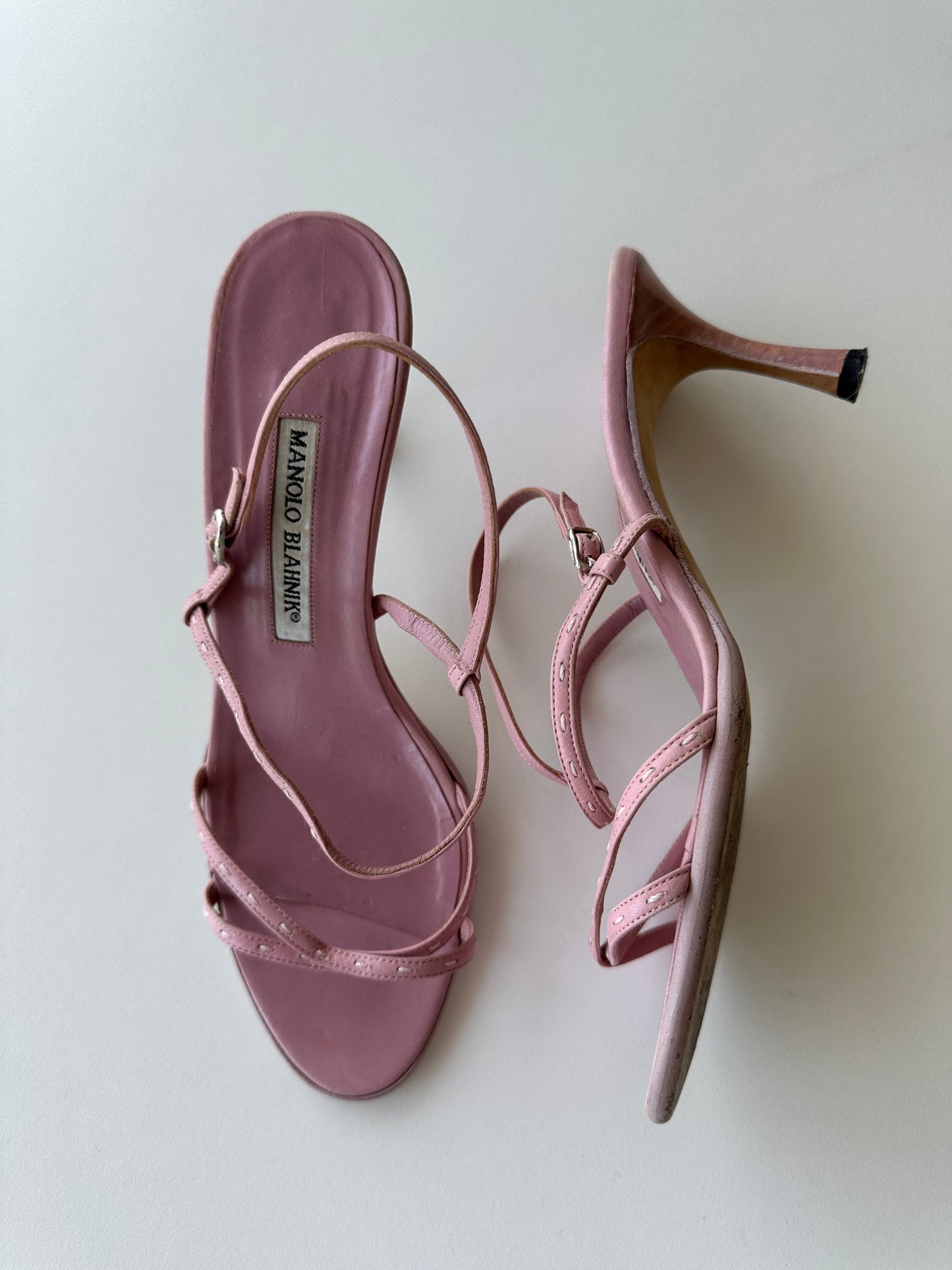 Manolo Blahnik Strappy Stitch Heel (38)