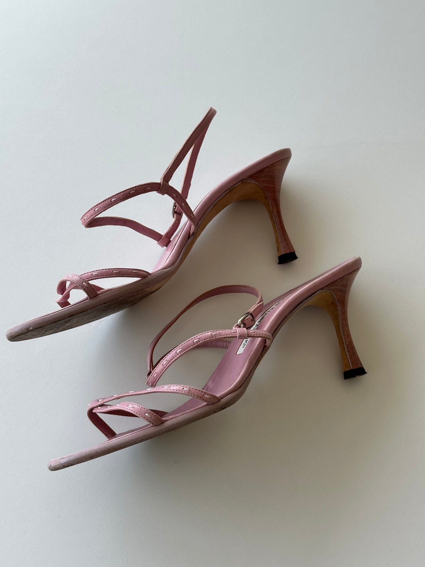 Manolo Blahnik Strappy Stitch Heel (38)