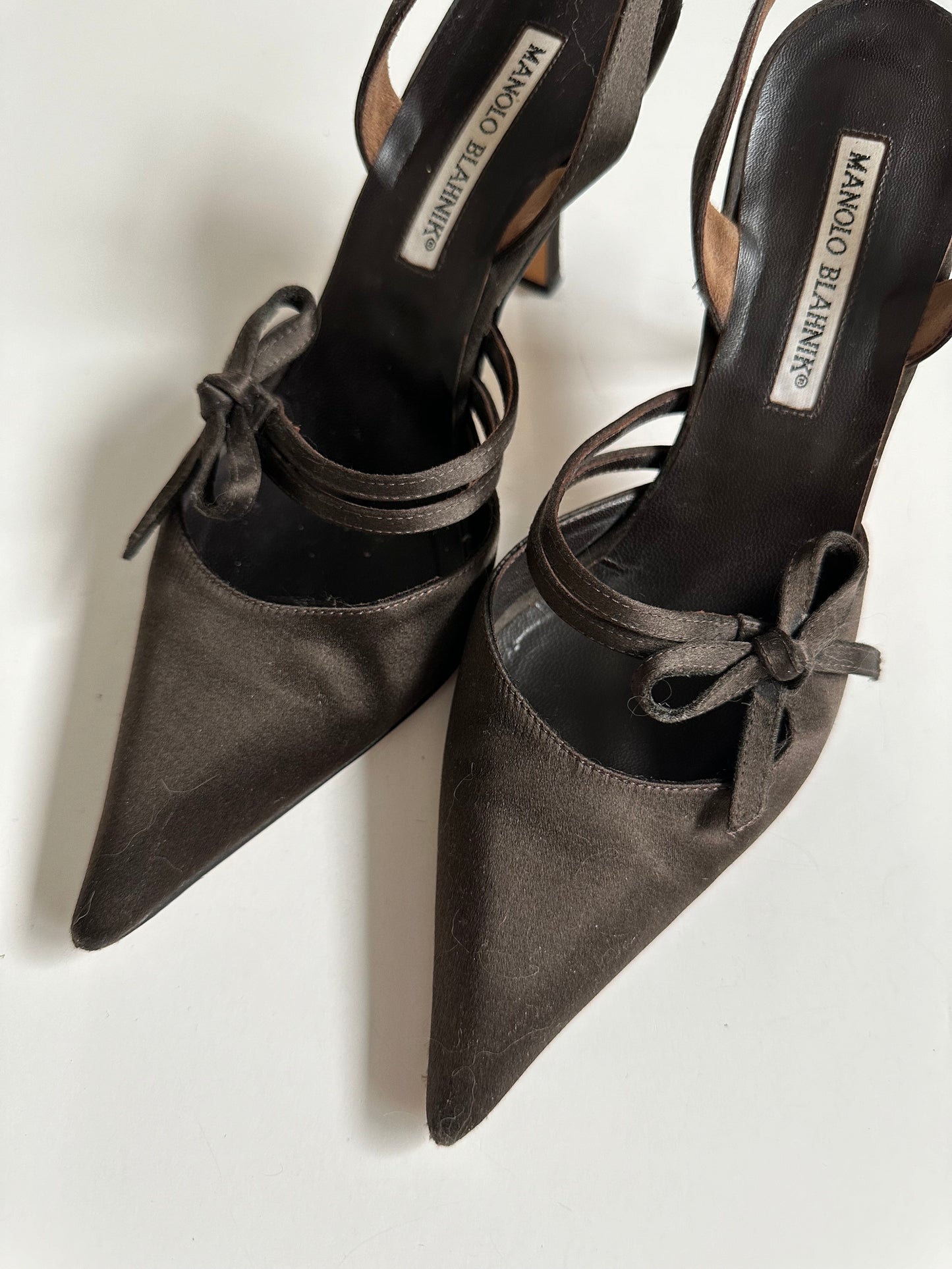 Manolo Blahnik Satin Bow Slingback (37)