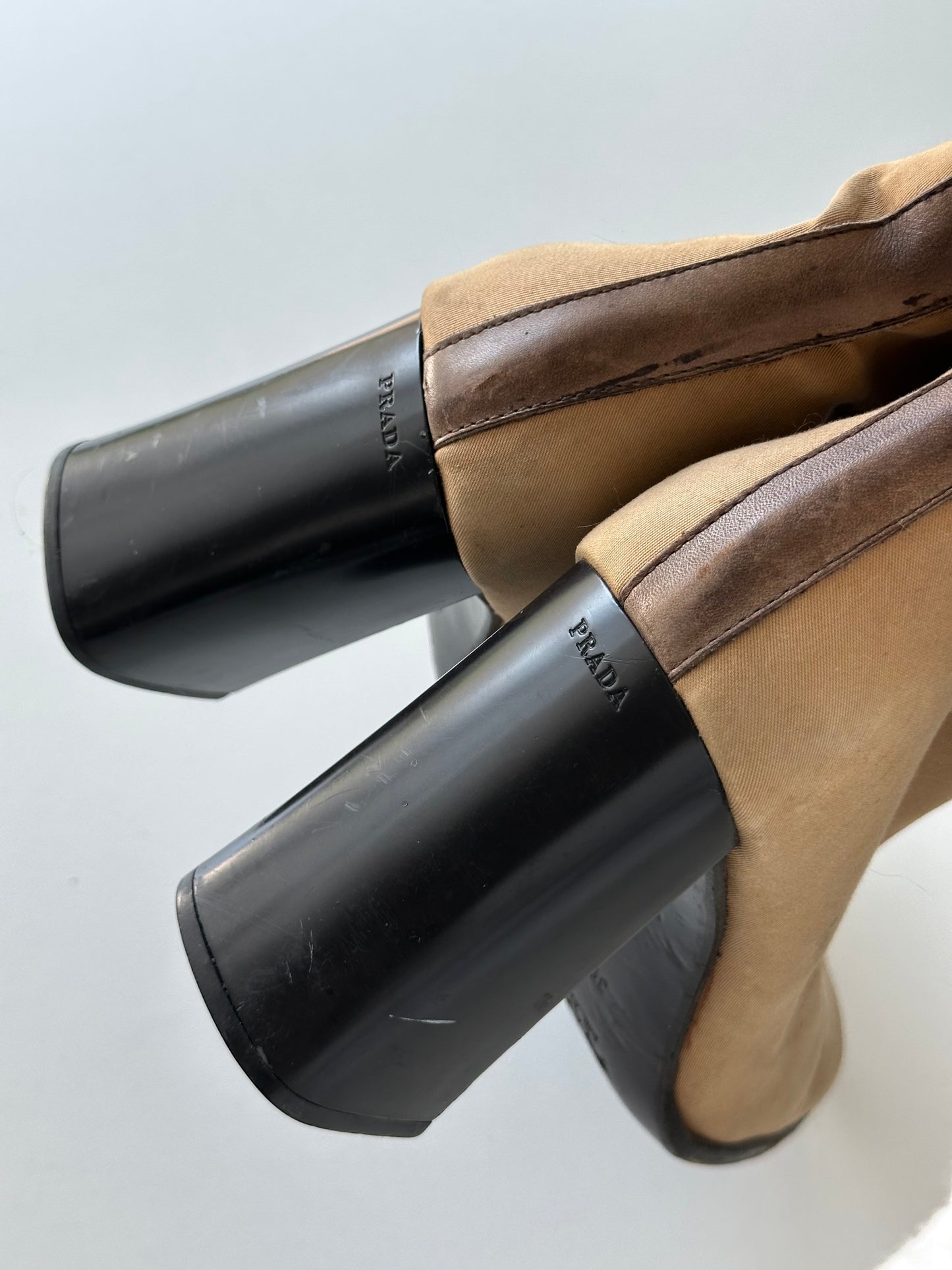RARE ARCHIVAL PRADA F/W 1999 Pocket Boot (39.5)