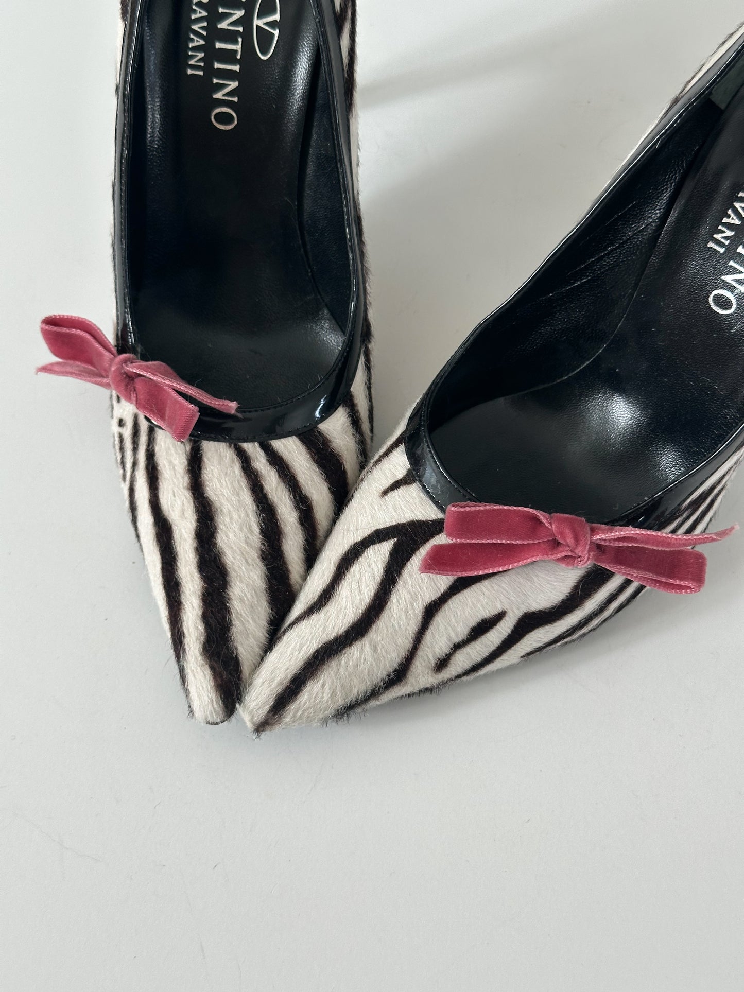 Valentino Garavani Zebra Pump (36.5)