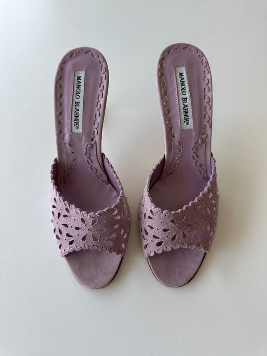Manolo Blahnik Eyelet Mule (37.5)