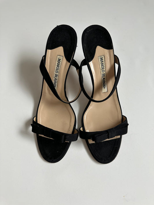 Manolo Blahnik Strappy Heel (38)