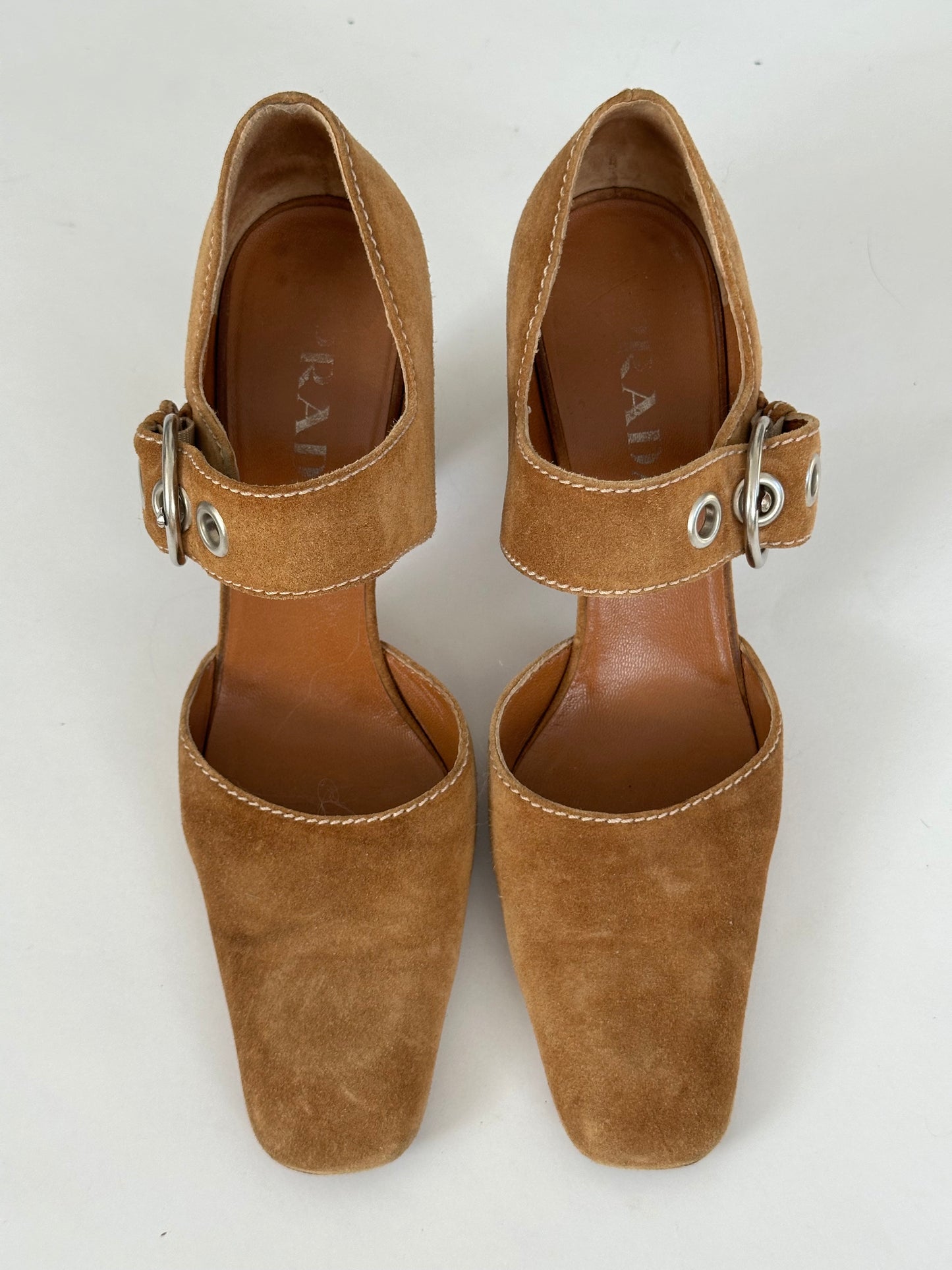 Prada Buckle Mary Jane (38.5)