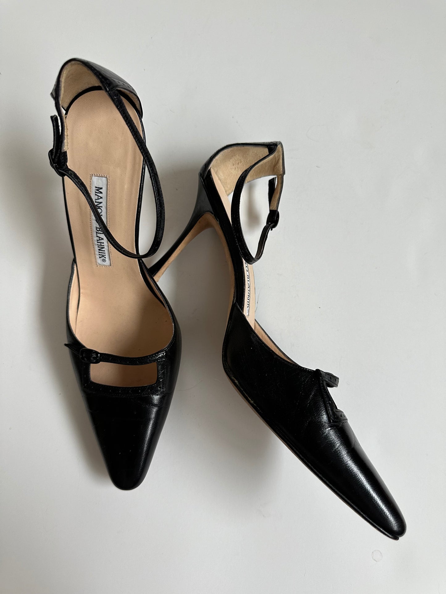 Manolo Blahnik Mary Jane Heel (38.5)