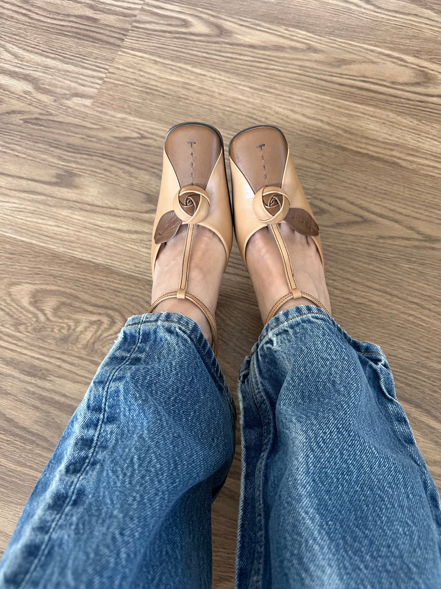 Prada Rosebud Heel (36.5)
