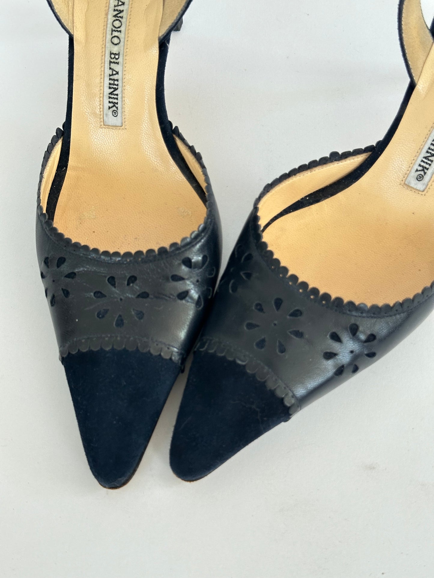 Manolo Blahnik Eyelet Slingback (38.5)