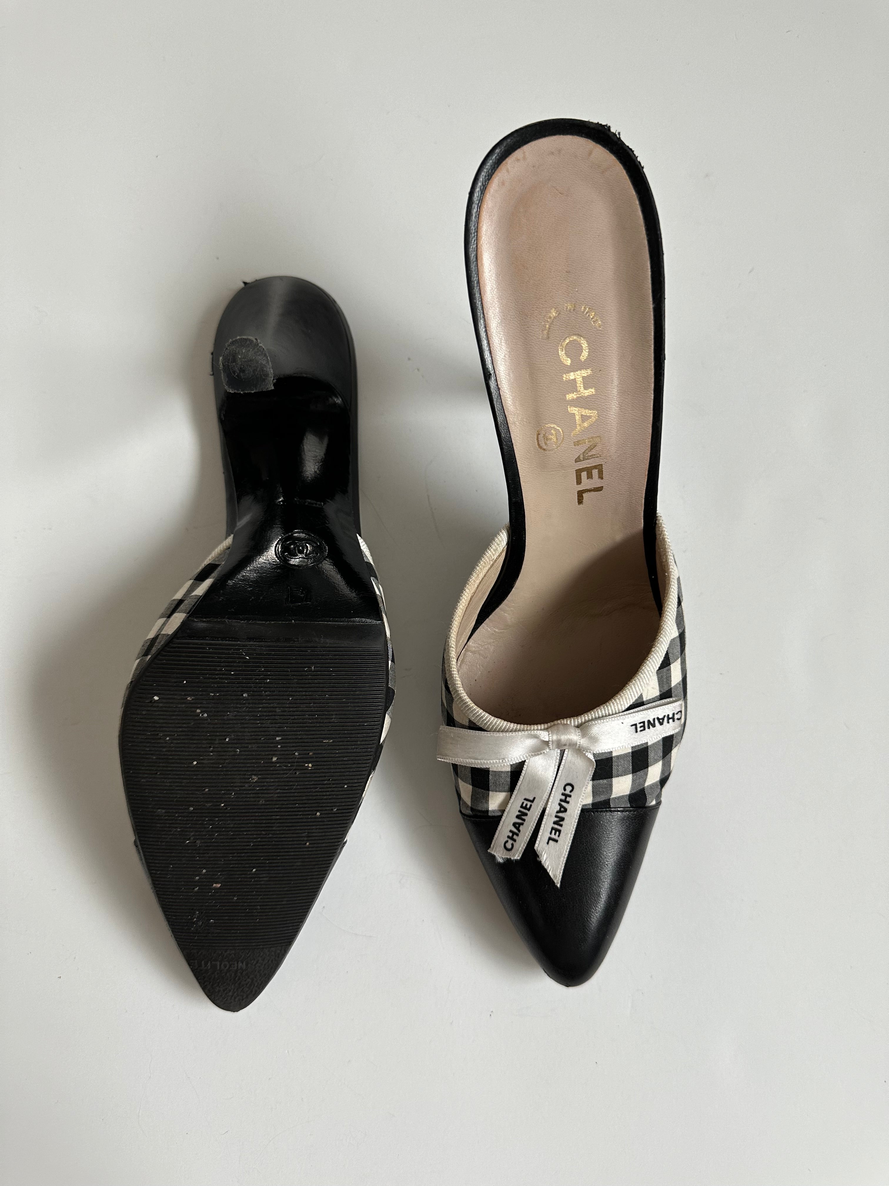 Chanel black mules online