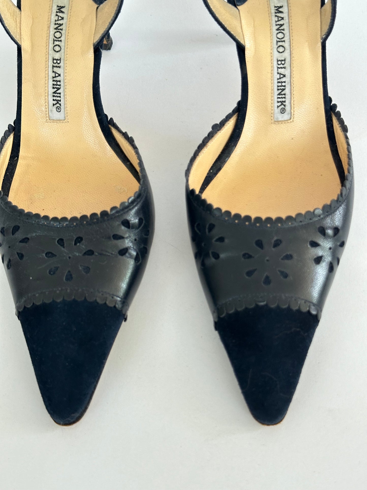 Manolo Blahnik Eyelet Slingback (38.5)