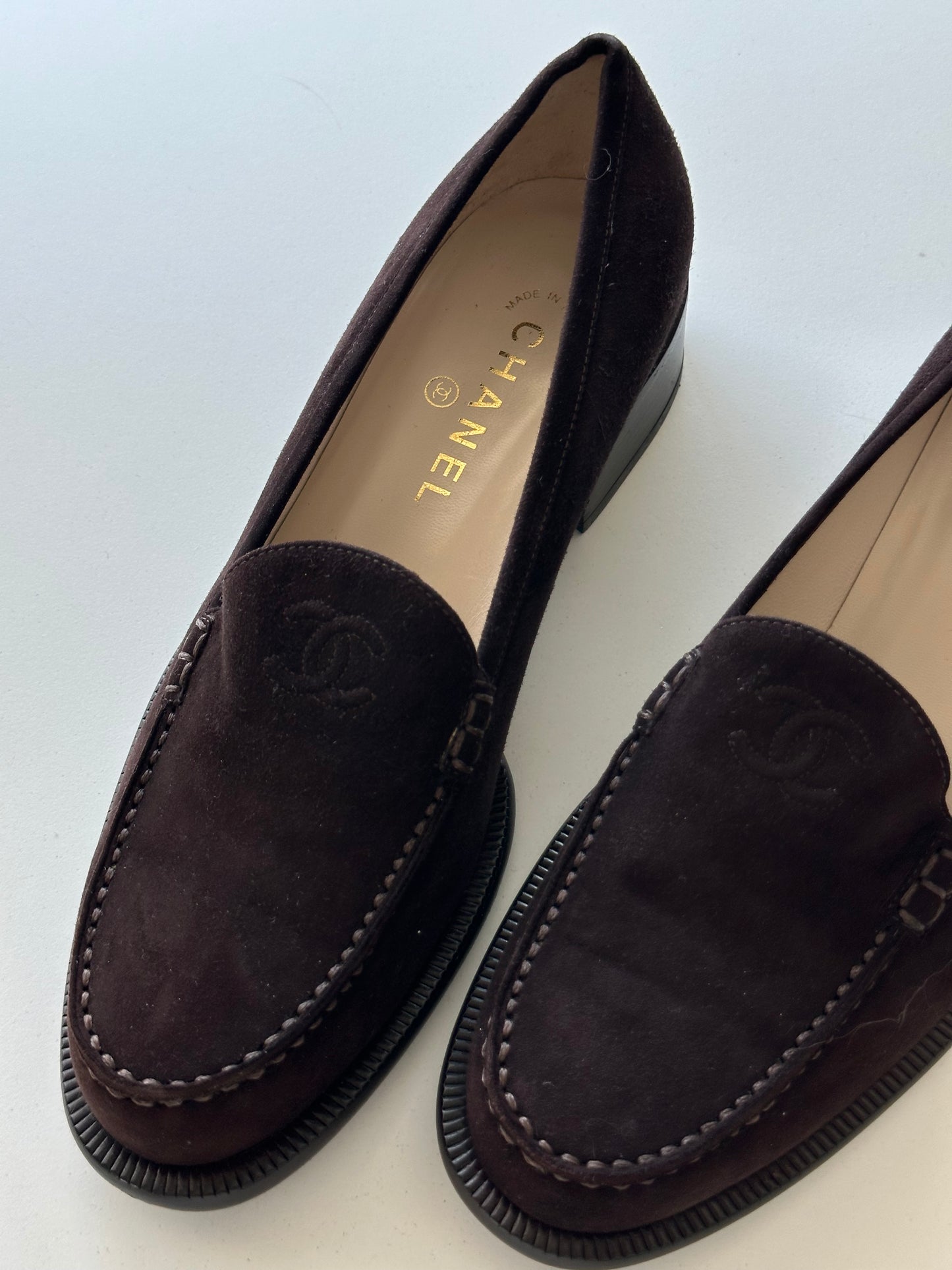 90’s Chanel Loafer (39)