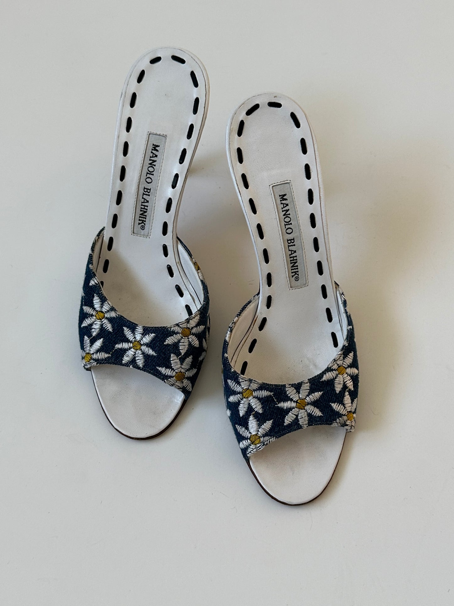 Manolo Blahnik Daisy Denim Mule (38)