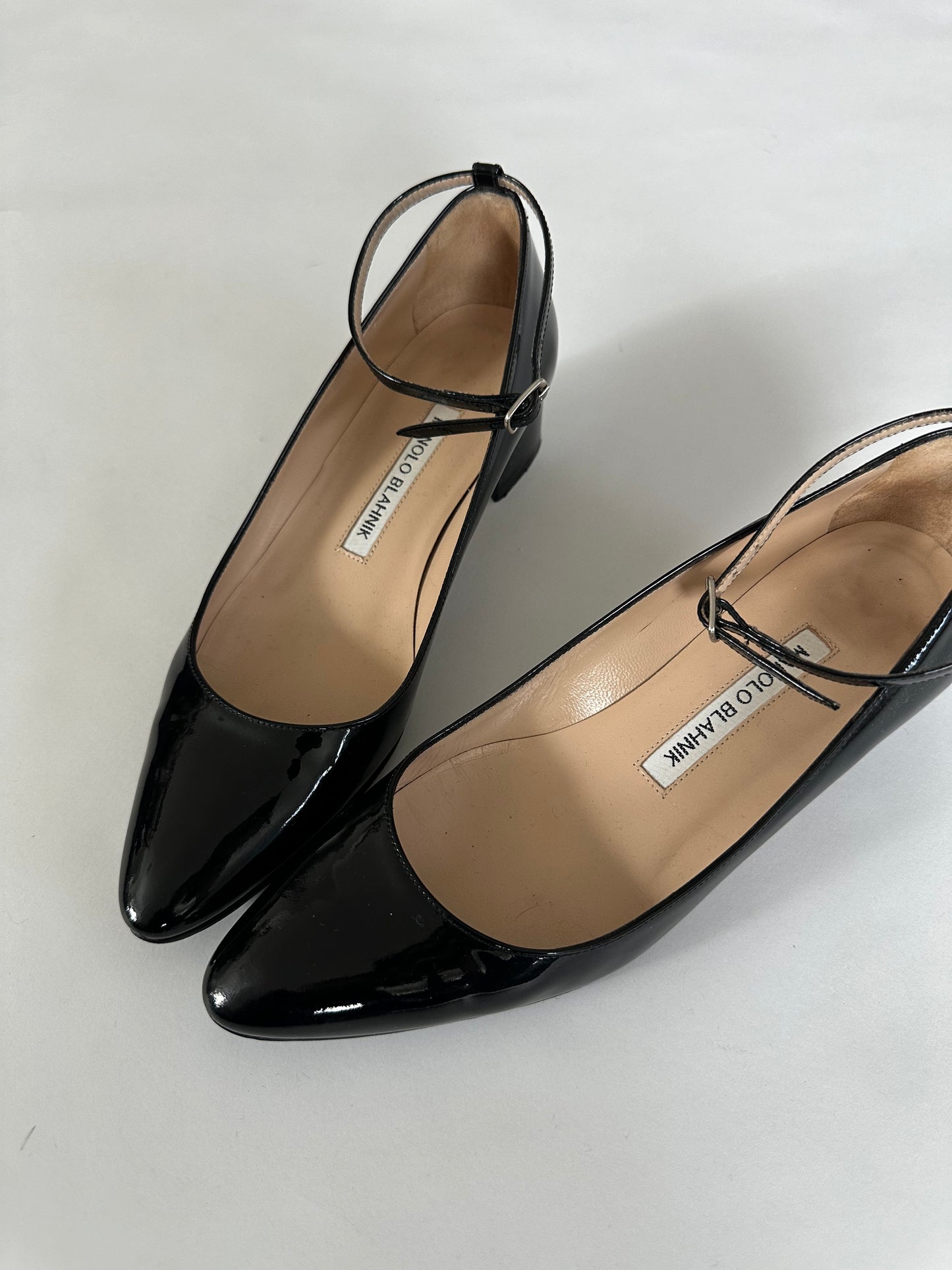 Manolo Blahnik Mary Jane Block Heel (36)