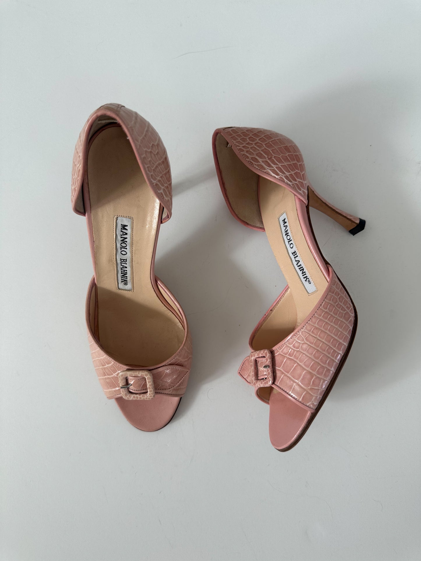Manolo Blahnik Peeptoe Heel (35.5)