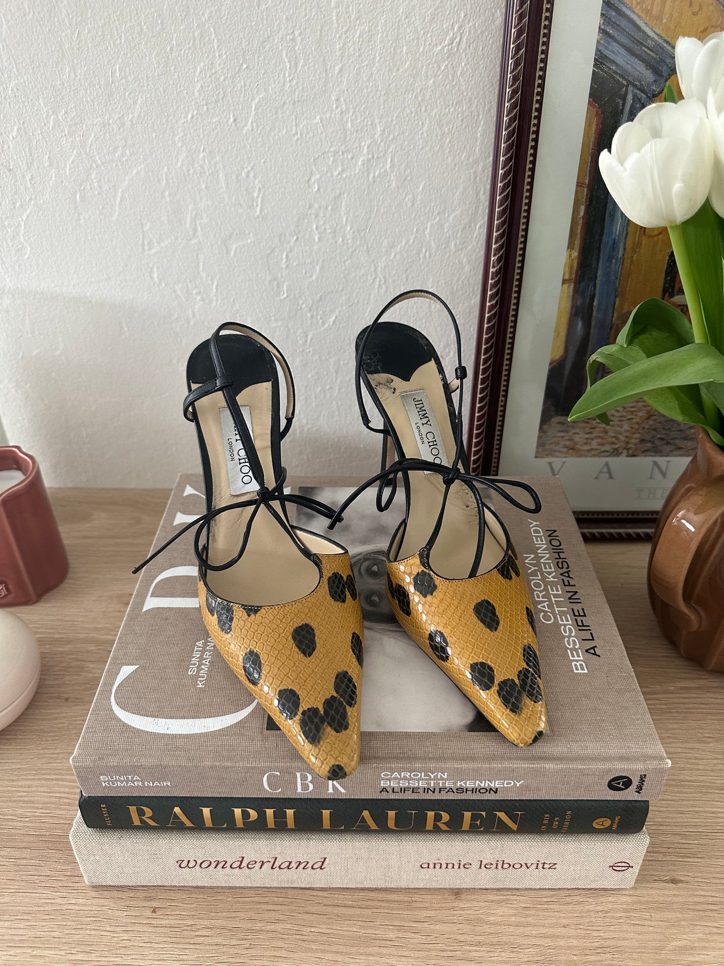 Jimmy Choo “The Bow” (40.5)