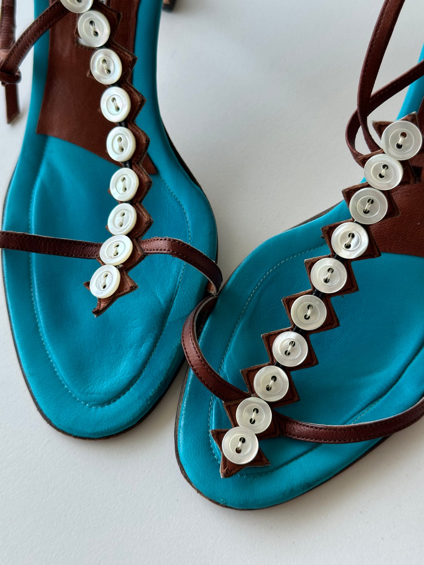 Manolo Blahnik Button Heel (38)