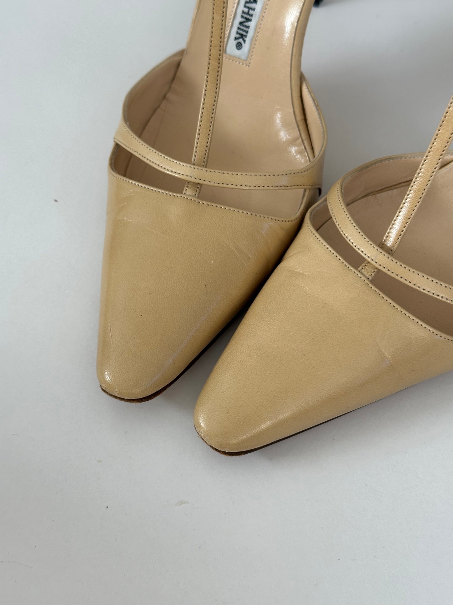 Manolo Blahnik T Strap Heel (37)