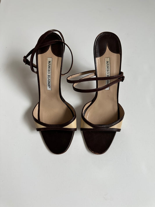 Manolo Blahnik Ankle Strap Heel (37.5)