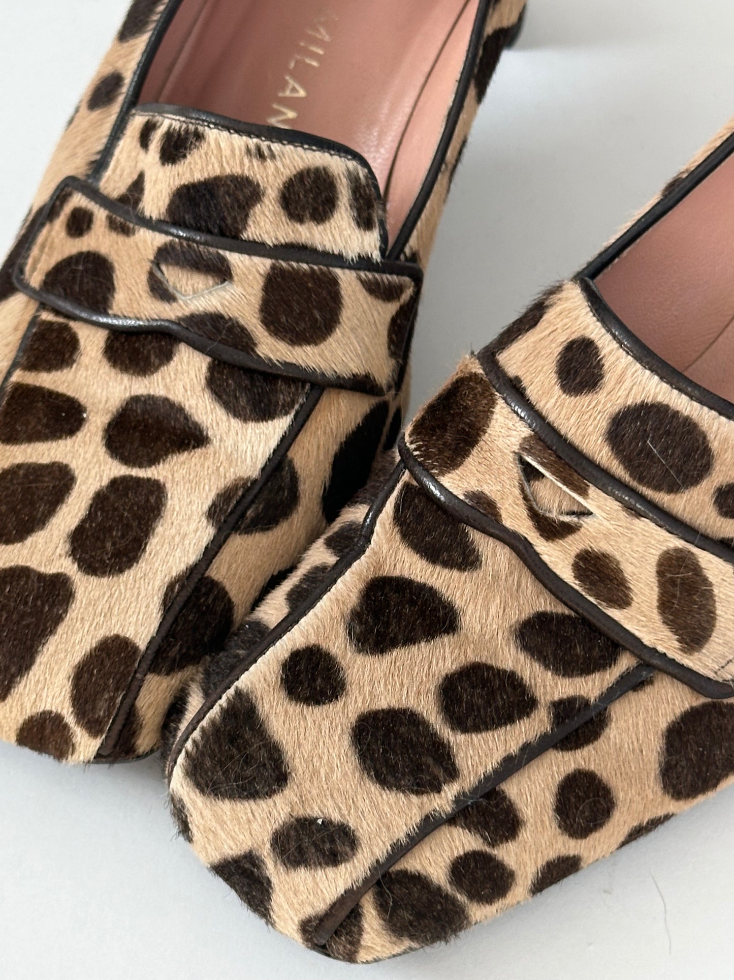 Prada Loafer (37.5)