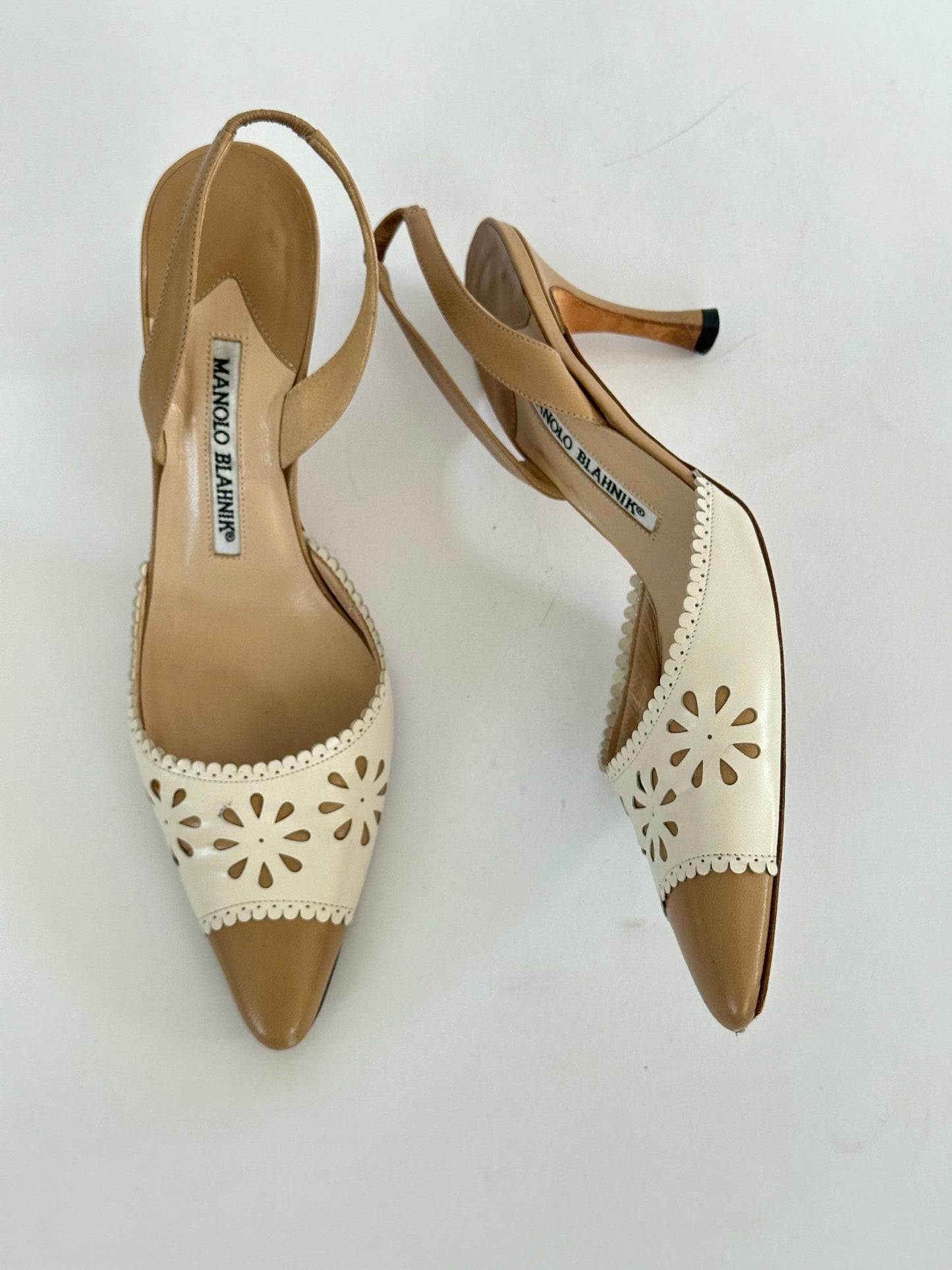 Manolo Blahnik Eyelet Slingback (36.5)