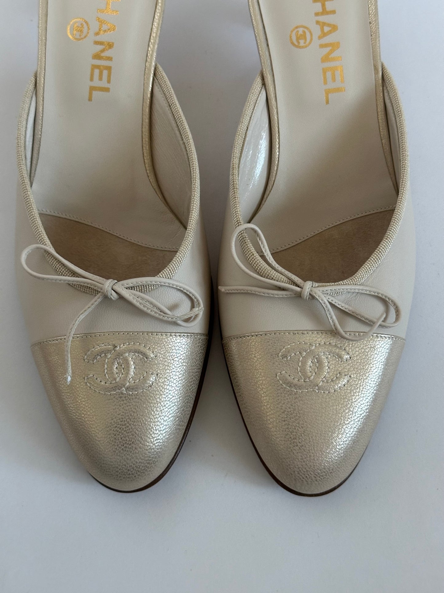 Chanel Cap Toe Mule (38.5)