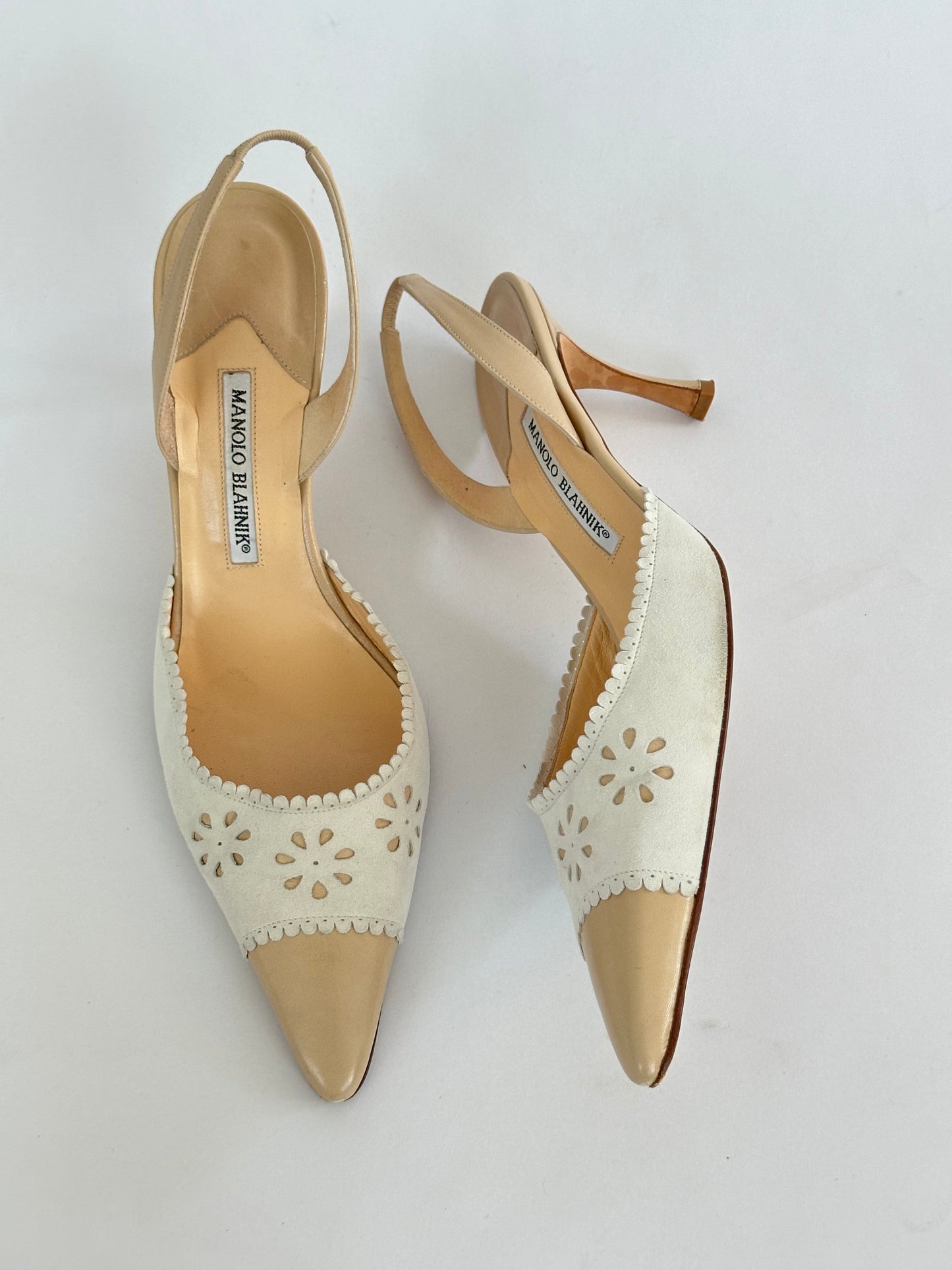 Manolo Blahnik Eyelet Slingback (42)