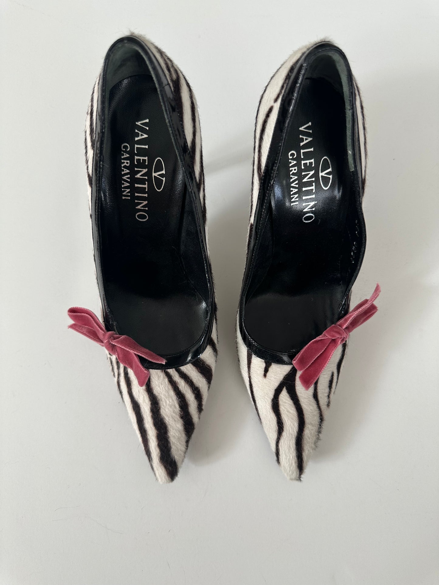 Valentino Garavani Zebra Pump (36.5)