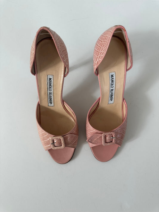 Manolo Blahnik Peeptoe Heel (35.5)