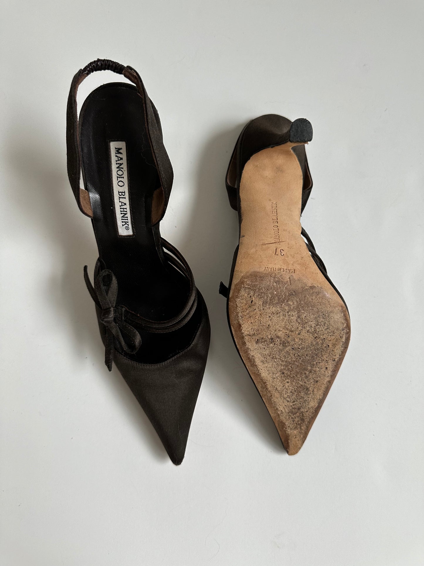 Manolo Blahnik Satin Bow Slingback (37)