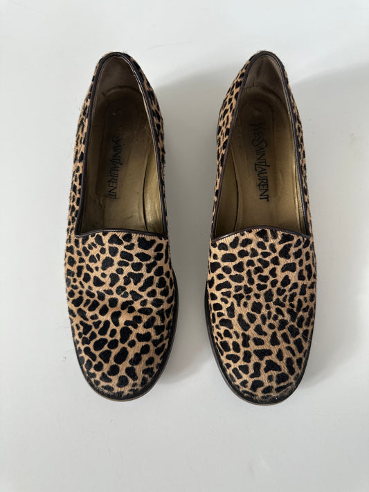 Yves Saint Laurent Loafer (39)