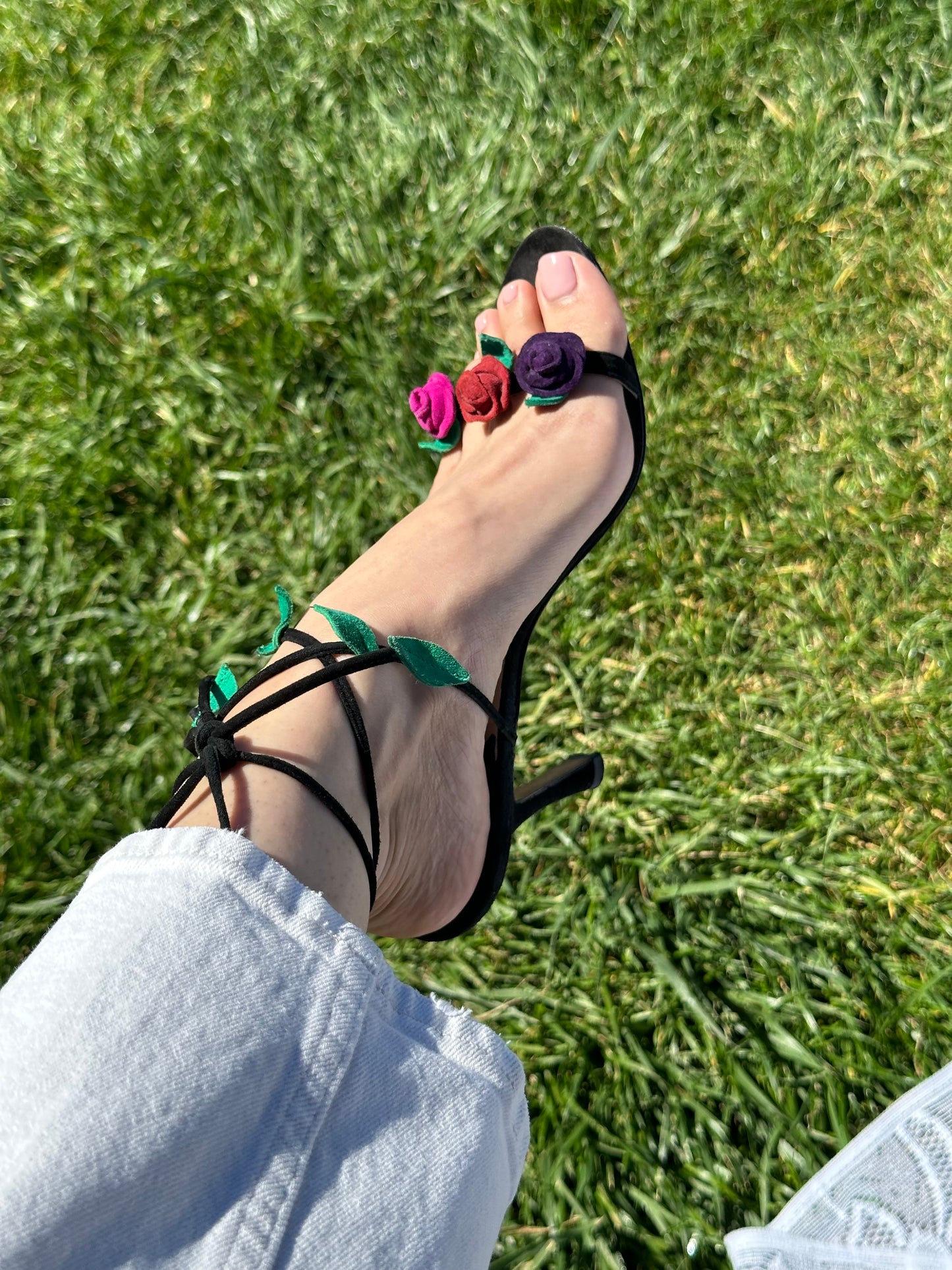 Manolo Blahnik Suede Floral Heel (37)